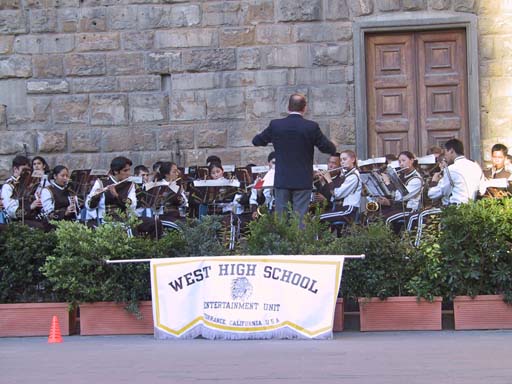 WHS Band in Europe, 2001